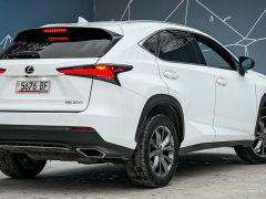 Photo of the vehicle Lexus NX