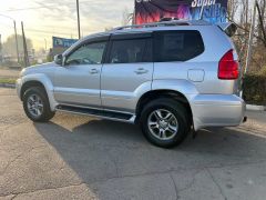 Photo of the vehicle Lexus GX