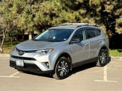 Сүрөт унаа Toyota RAV4