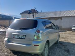 Сүрөт унаа Toyota Corolla Verso