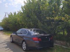 Photo of the vehicle BMW 5 Series