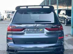 Photo of the vehicle BMW X7