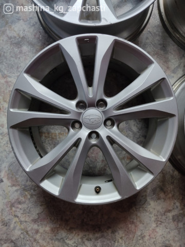 Wheel rims - Продаю диски на автомобиль субару r17