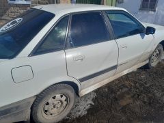 Сүрөт унаа Audi 80