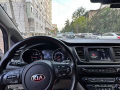 Фото авто Kia Carnival