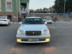 Photo of the vehicle Toyota Crown