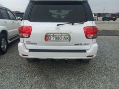 Сүрөт унаа Toyota Sequoia