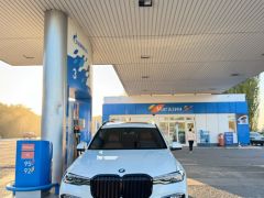 Сүрөт унаа BMW X7