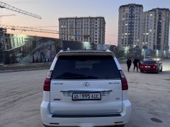 Photo of the vehicle Lexus GX