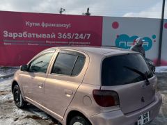 Сүрөт унаа Toyota Vitz