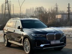 Photo of the vehicle BMW X7