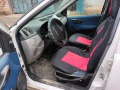 Photo of the vehicle Fiat Punto