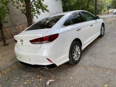 Photo of the vehicle Hyundai Sonata