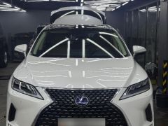 Photo of the vehicle Lexus RX