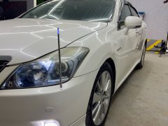 Photo of the vehicle Toyota Crown