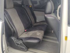 Фото авто Toyota Estima