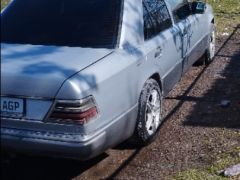 Photo of the vehicle Mercedes-Benz W124