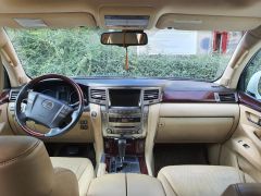 Сүрөт унаа Lexus LX