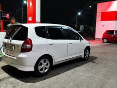 Photo of the vehicle Honda Fit