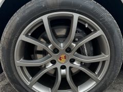 Сүрөт унаа Porsche Cayenne