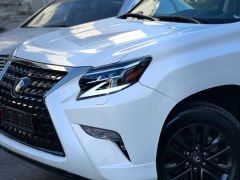 Photo of the vehicle Lexus GX