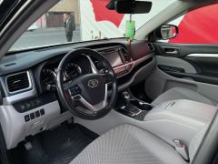 Сүрөт унаа Toyota Highlander