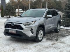 Сүрөт унаа Toyota RAV4