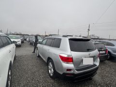 Фото авто Toyota Highlander