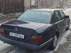 Photo of the vehicle Mercedes-Benz W124