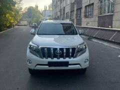 Сүрөт унаа Toyota Land Cruiser Prado