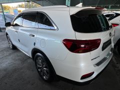 Сүрөт унаа Kia Sorento