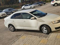 Сүрөт унаа Skoda Rapid