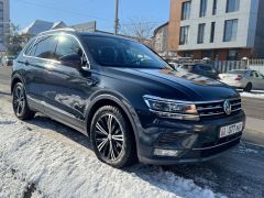 Photo of the vehicle Volkswagen Tiguan