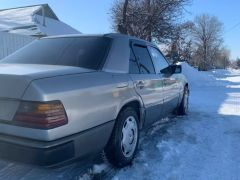 Photo of the vehicle Mercedes-Benz W124