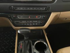 Сүрөт унаа Kia Carnival