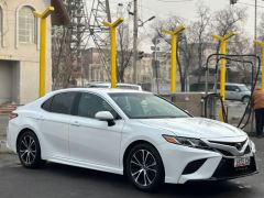 Фото авто Toyota Camry