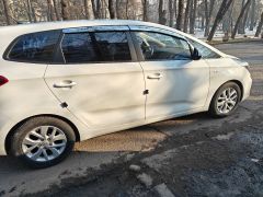 Фото авто Kia Carens