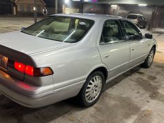 Сүрөт унаа Toyota Camry