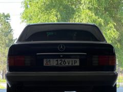 Фото авто Mercedes-Benz W124
