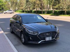 Photo of the vehicle Hyundai Sonata