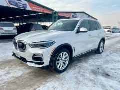 Photo of the vehicle BMW X5