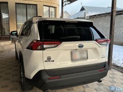 Сүрөт унаа Toyota RAV4