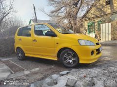 Сүрөт унаа Daihatsu YRV