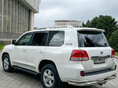 Фото авто Toyota Land Cruiser