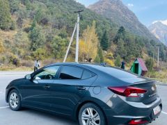 Сүрөт унаа Hyundai Elantra