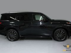 Фото авто Infiniti QX80