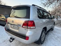 Photo of the vehicle Toyota Land Cruiser