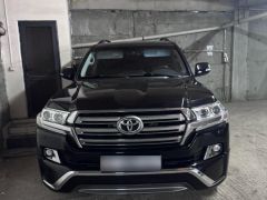 Photo of the vehicle Toyota Land Cruiser