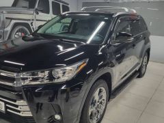 Photo of the vehicle Toyota Highlander