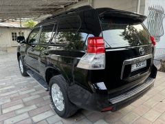 Фото авто Toyota Land Cruiser Prado